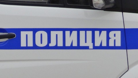 В Сарове полицейские установили личность мужчины, подозреваемого в краже на сумму более 20 тысяч рублей